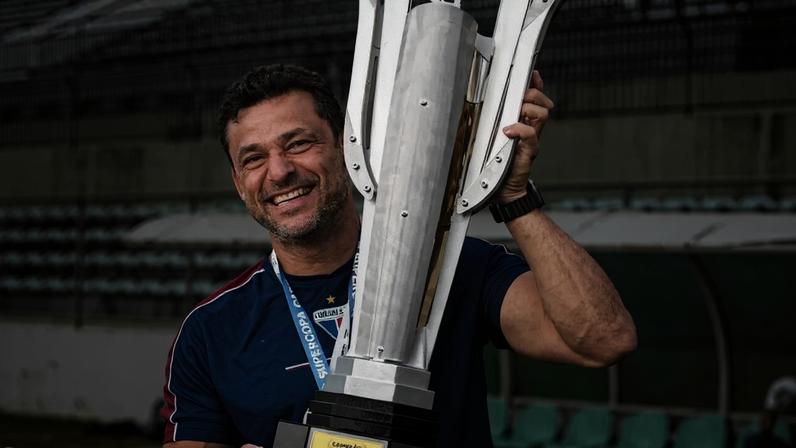 Fred conquistou seu primeiro título como treinador (Foto: Samuel Reis/Fortaleza EC)