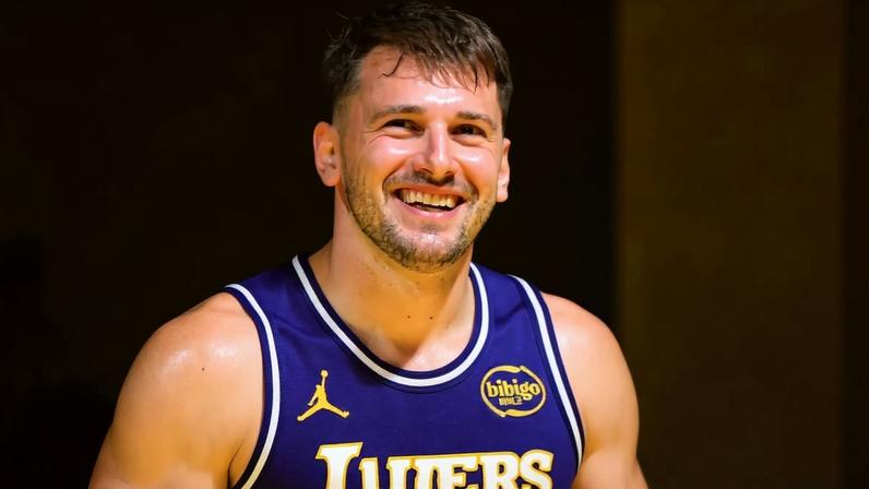 Luka Doncic volta aos Lakers