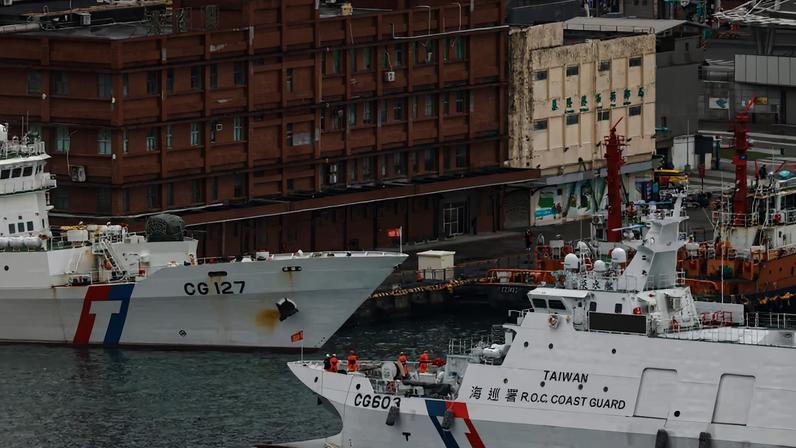 Taiwan mantém alerta após navios chineses recuarem após grandes exercícios