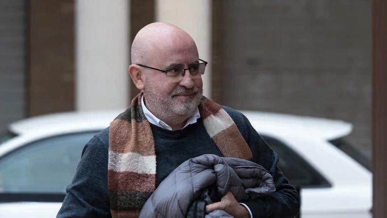 Subdiretor de Emergências diz que alerta atrasou por correção em valenciano