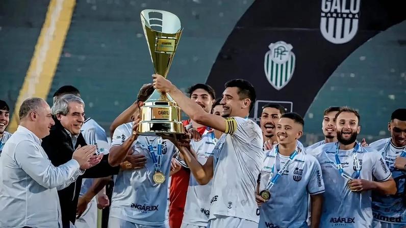 Galo Maringá e Foz do Iguaçu foram os finalistas da Segundona do Paranaense em 2025. Foto: Odair Figueiredo/Galo Maringá