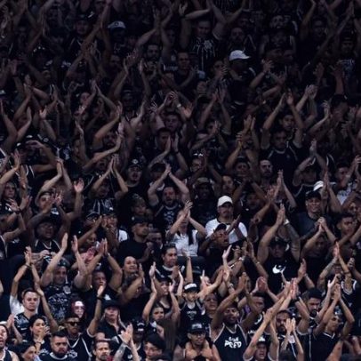 Torcedor do Corinthians desmaia no RJ antes da final da Copa do Brasil