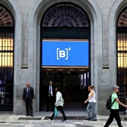 Ibovespa atinge 160 mil pontos e analistas discutem rali de Natal