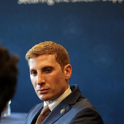 A busca de minerais de IA de Trump se espalha globalmente