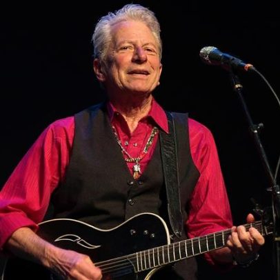 Joe Ely, influente compositor texano, morre aos 78 anos