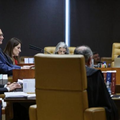 Bolsonaro impulsiona Flávio para 2026 e divide a direita