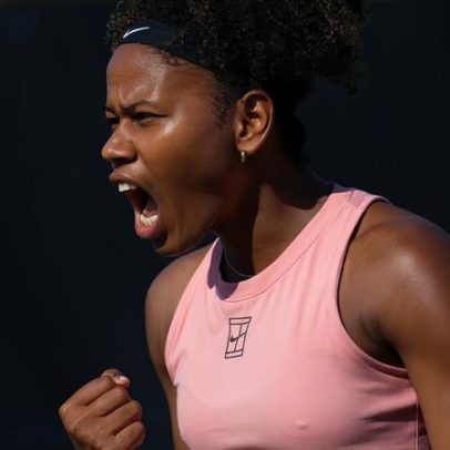 Vitória vence rodada dupla no Orange Bowl e vai às semifinais