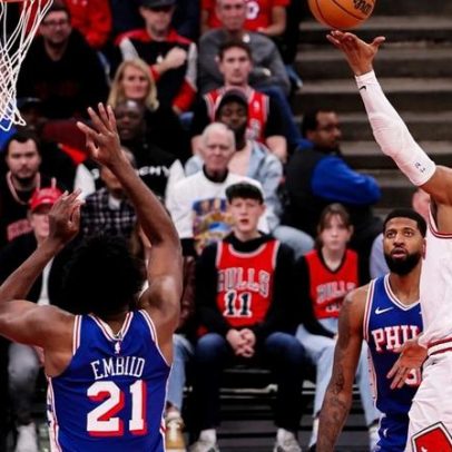 Bulls vencem 76ers e Embiid fica frustrado