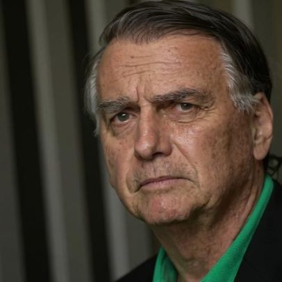 Bolsonaro deixa a Superintendência da PF para internação e cirurgia