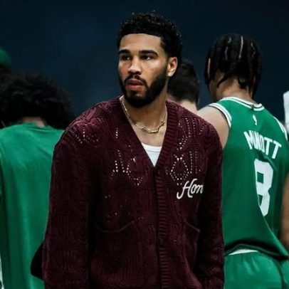 Volta de Jayson Tatum depende dele, afirma técnico do Celtics