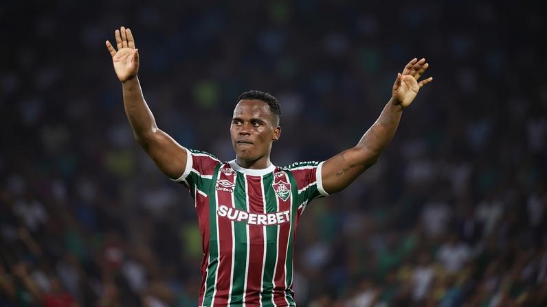 Arias fica fora desde julho e encerra 2025 liderando quatro estatísticas do Flu