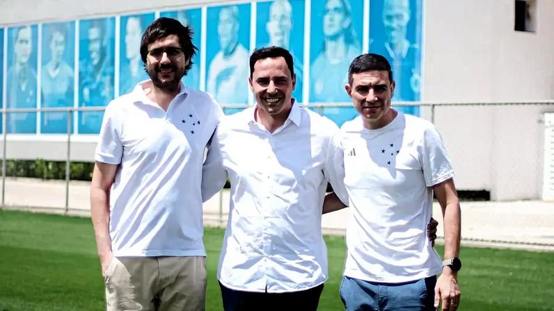 Joaquim Pinto, Pedro Júnio e Rodrigo Ramos, dirigentes do Cruzeiro. Cruzeiro. Foto: Divulgação/CEC