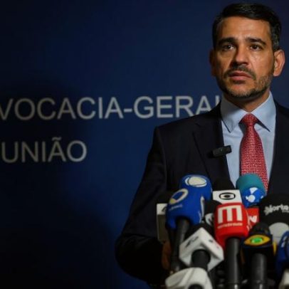 Messias pede a Gilmar Mendes reconsiderar impeachment de ministros do STF