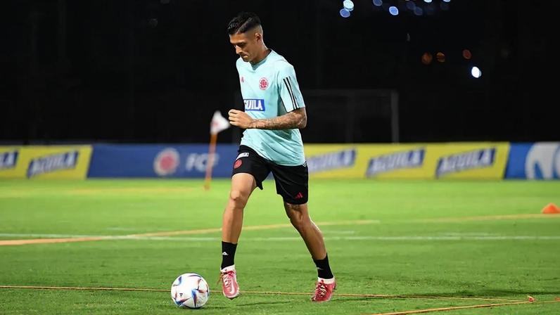 Juan Portilla, do Talleres-ARG, tem oito jogos pela Colômbia. Foto: Divulgação/FCF