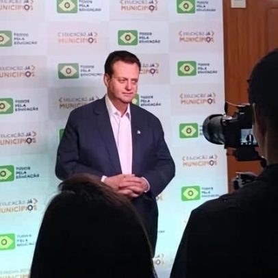 PSD não apoiará Flávio Bolsonaro no 1º turno, diz Kassab