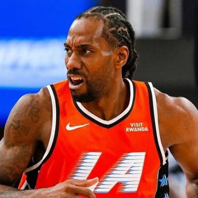 Kawhi Leonard tem atuação histórica em vitória sobre Pistons