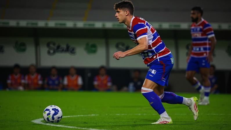 Kuscevic na partida entre Juventude e Fortaleza, pelo Brasileirão (Foto: Luiz Erbes/Agif/Gazeta Press)