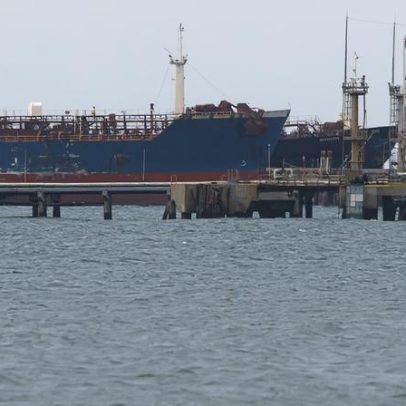 Navios-tanque chegam à Venezuela apesar do bloqueio dos EUA