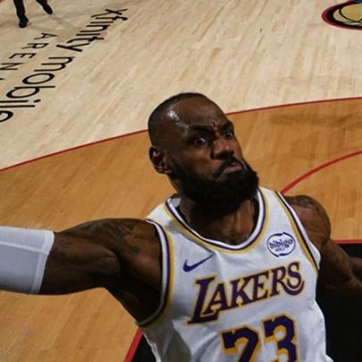 Lakers apresentam pior desempenho com LeBron James, apesar do seu destaque