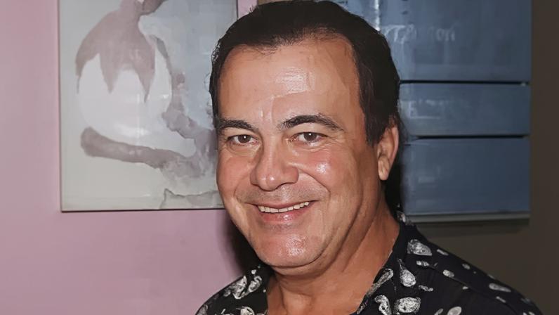 Ele se destacou como um dos artistas mais renomados da década de 1970. A carreira do cantor brega também foi marcada após ele assassinar a esposa a tiros.
