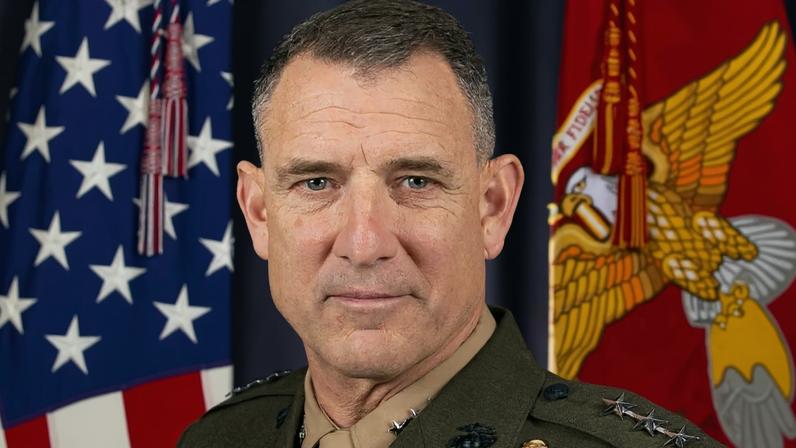 Francis L. Donovan, tenente-general dos Fuzileiros Navais, indicado por Donald Trump como novo chefe do Comando Sul para a América Latina. Foto: U.S. Marine Corps/Wikimedia Commons