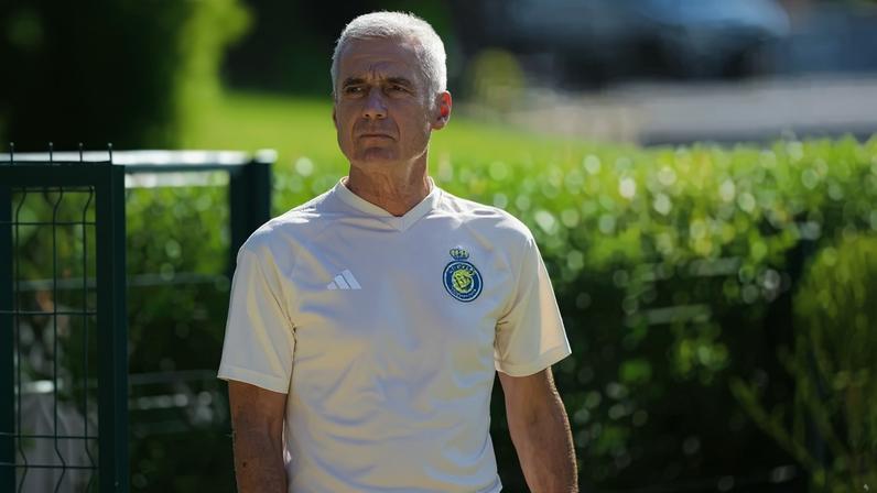 Luís Castro é uma das opções do Grêmio (Foto: Divulgação / Al-Nassr)