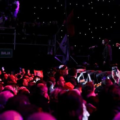Kosovo vota para encerrar impasse político de um ano