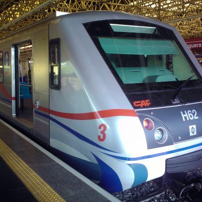 Metrô de SP aceita cartão de crédito e débito nas catracas