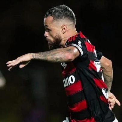Michael deixa futuro no Flamengo em aberto, afirma estar aqui