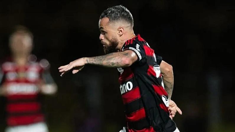 Michael em ação pelo Flamengo diante do Mirassol, pela rodada final do Brasileirão 2025 (Foto: Caique Coufal / Flamengo)