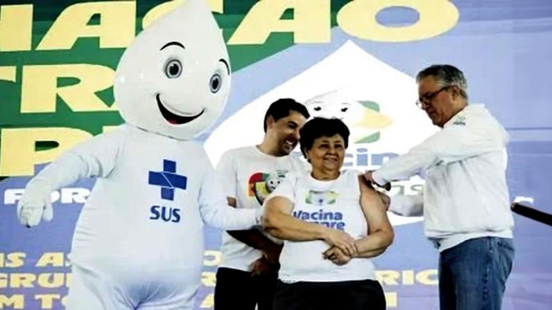 Esforço. Com informação pública e reforço das campanhas, o ministro Padilha tenta recolocar as coisas no trilho – Imagem: Redes Sociais/Ministério da Saúde