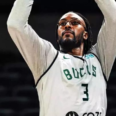 Myles Turner diz que não é hora de pânico na temporada do Bucks