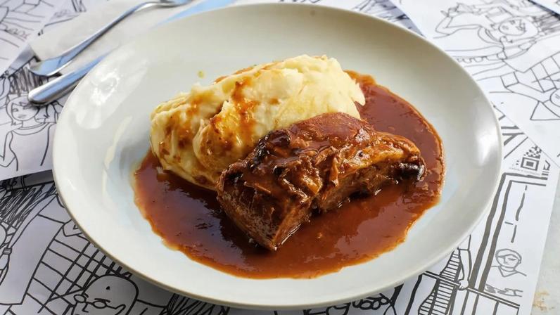 Salpicão com cebola caramelizada do chef Felipe Caputo faz sucesso nas mesas de Natal • Divulgação