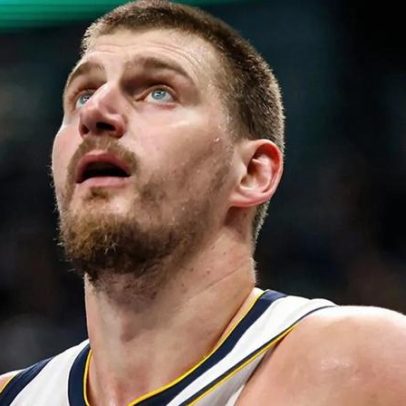 Nuggets confirmam lesão de Nikola Jokic
