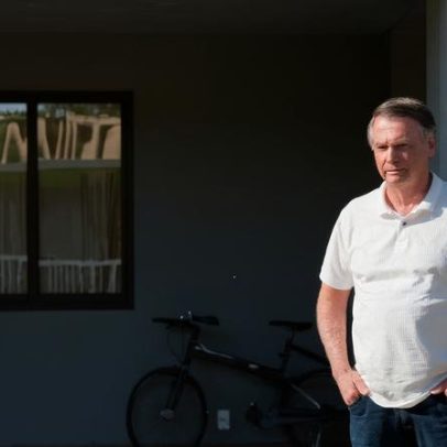 Advogados de Bolsonaro pedem ao tribunal autorização para cirurgia ainda nesta semana