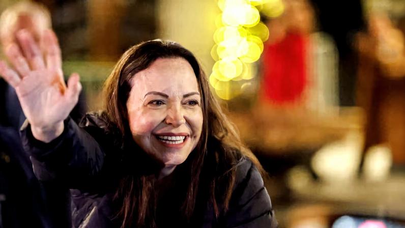 María Corina Machado enfrenta 48 horas de viagem secreta, disfarce e dois acompanhantes