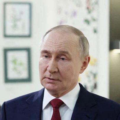 Putin avisa que Rússia revisará posição sobre negociações de paz após ataque