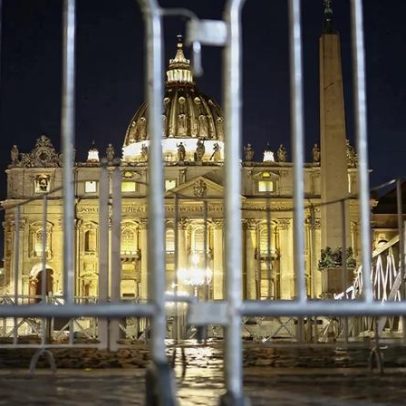 Conflito entre moral cristã e individualismo nas sociedades capitalistas