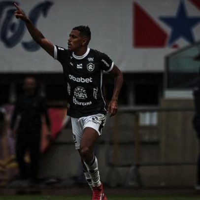 Coritiba fecha acordo com Pedro Rocha, artilheiro da Série B