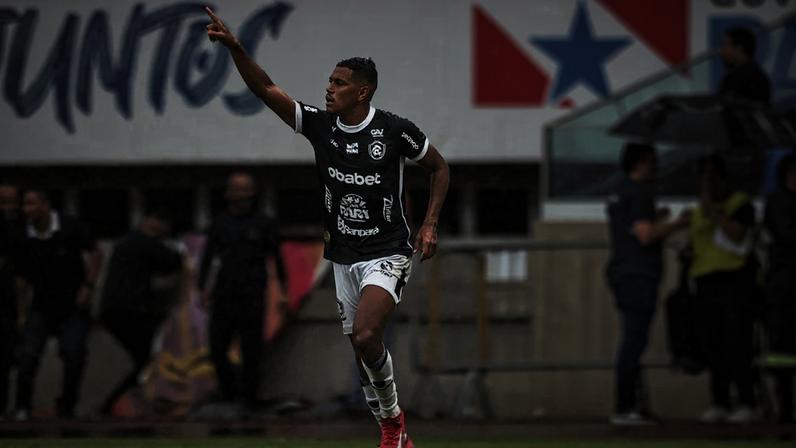 Coritiba fecha acordo com Pedro Rocha, artilheiro da Série B