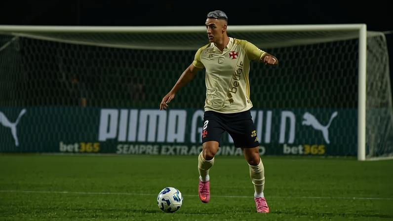 Puma recebe nova chance na lateral esquerda do Vasco para repetir bom desempenho