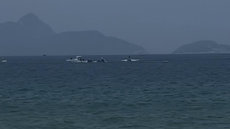 Ultraleve cai no mar de Copacabana, no Rio de Janeiro. Foto: Reprodução