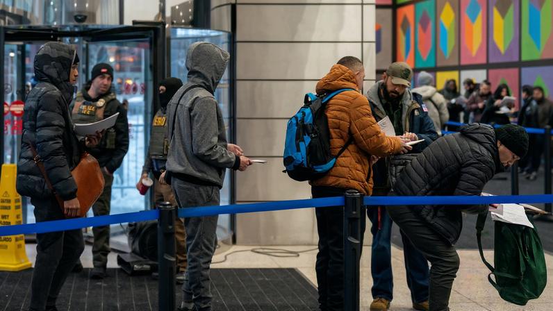 Juiz dos EUA rejeita recurso de Trump contra lei de imigração em Nova York