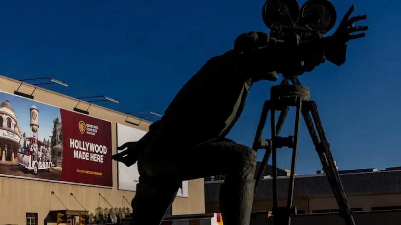 Como bancos, bilionários e genro de Trump se uniram contra venda da Warner à Netflix | Ao todo, a Paramount fez seis propostas pela Warner Bros. Discover ao longo de 12 semanas (Photographer: Jill Connelly/Bloo/Jill Connelly)