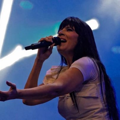 Fernanda Brum se apresenta em Cuiabá na festa de virada