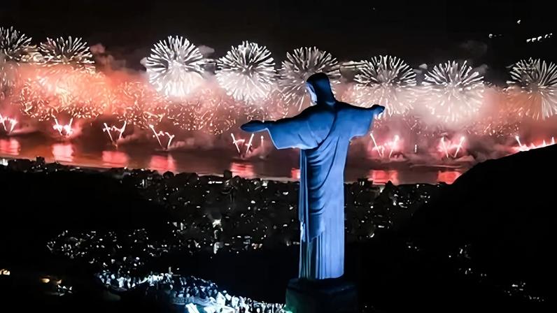 Rio de Janeiro sempre está entre os destinos mais procurados para o réveillon; restaurantes, bares, quiosques e eventos especiais pela cidade se preparam para a chegada de 2026