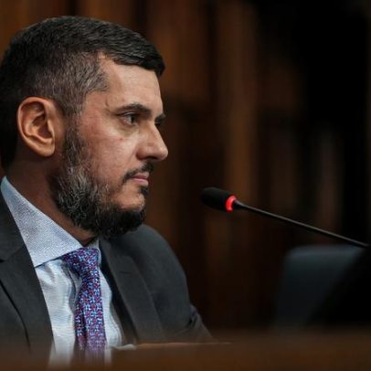 Moraes solta Bacellar, impõe tornozeleira eletrônica