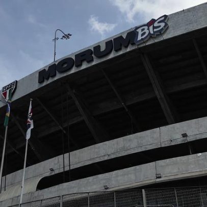 Conselheiros discutem futuro de Casares após venda ilegal de ingressos em SP
