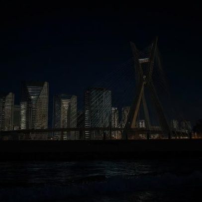 Capital paulista ganha clube com piscina de ondas e praia urbana