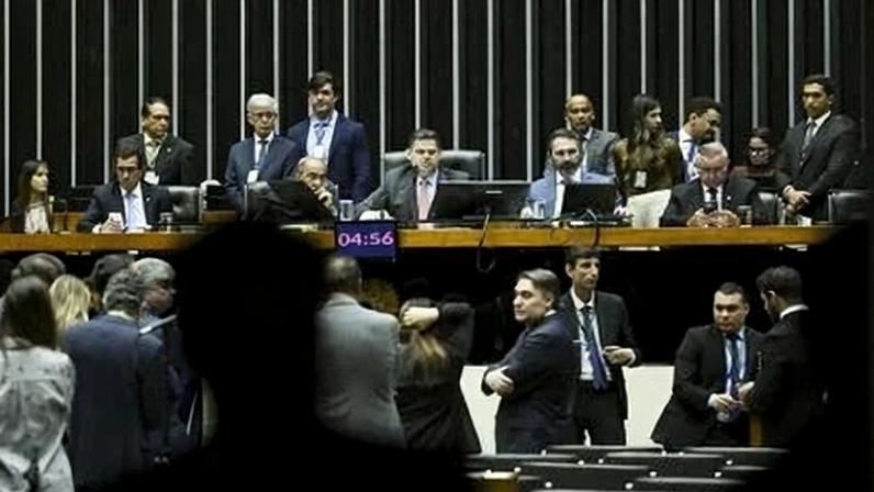 Sessão conjunta do Congresso Nacional nesta quinta-feira, 4 de dezembro. Foto: Saulo Cruz/Agência Senado